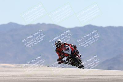 media/Oct-13-2025-Moto Forza (Mon) [[a66d839500]]/3-B Group/Session 4 (Turn 9)/